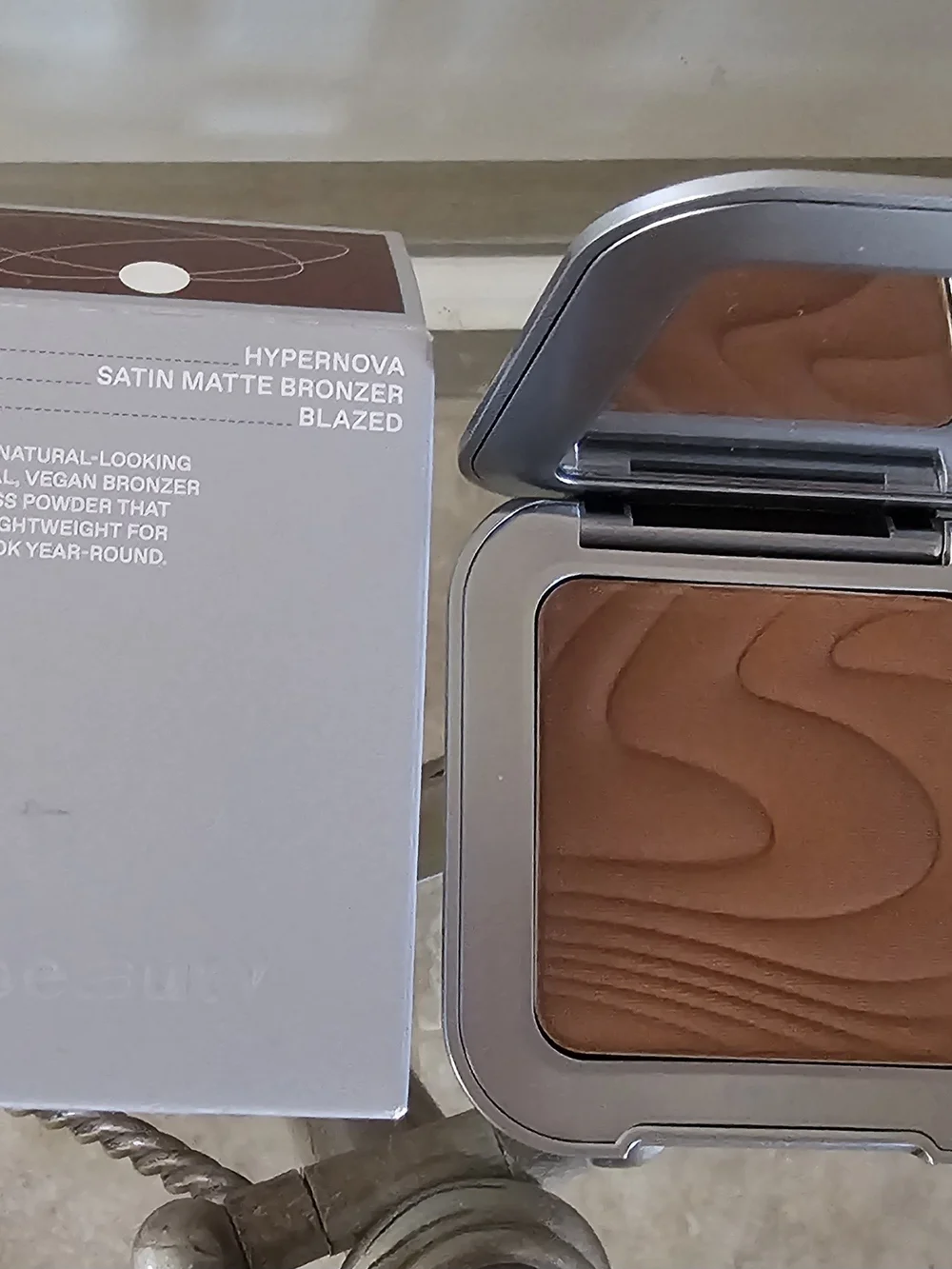 R.E.M Beauty Hypernova Satin Matte Bronzer - Warm Brown